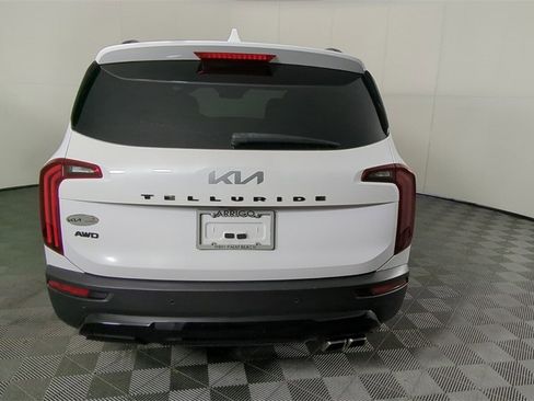 Used 2022 Kia Telluride SX w/ SX Prestige Package image 6