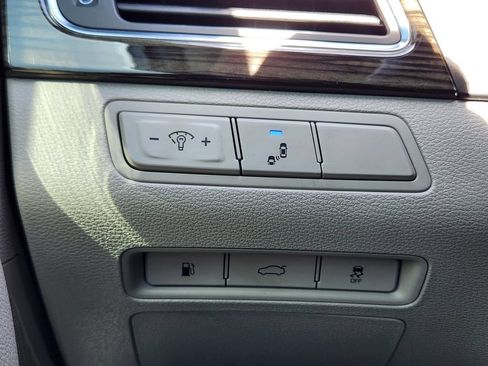 Used 2016 Hyundai Sonata Limited w/ Option Group 04 FWD image 31