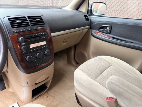 Used 2008 Chevrolet Uplander LS w/ Climate Package FWD image 14