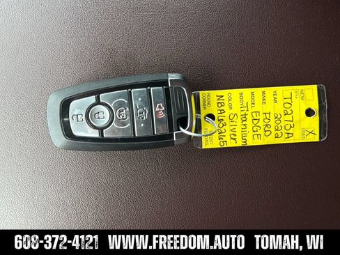 Used 2022 Ford Edge Titanium w/ Equipment Group 301A AWD/4WD image 28