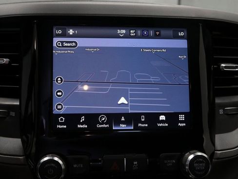 New 2024 RAM 2500 Tradesman w/ Convenience Group image 45