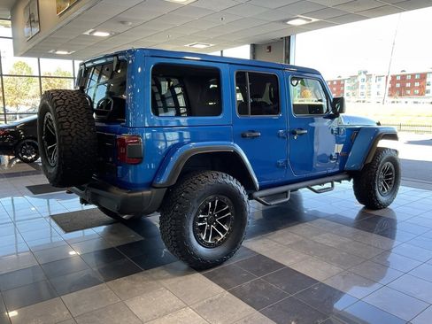 Used 2024 Jeep Wrangler Unlimited Rubicon image 6