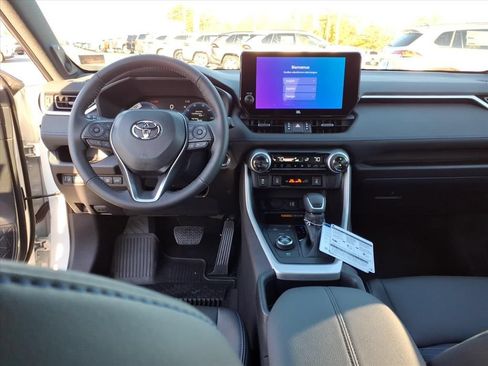 Certified 2025 Toyota RAV4 XSE w/ Advanced Technology Package AWD/4WD image 7