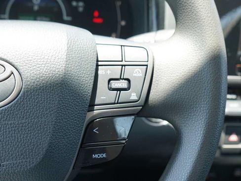 Used 2025 Toyota Camry LE FWD image 15