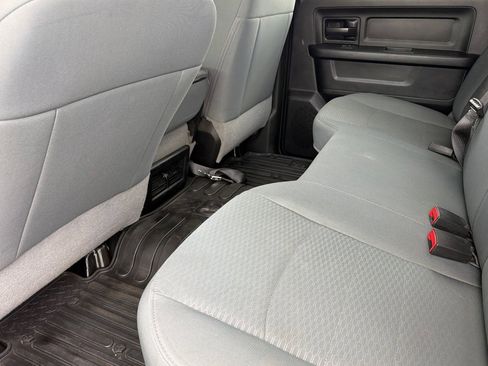 Used 2018 RAM 2500 Tradesman w/ Chrome Appearance Group AWD/4WD image 13