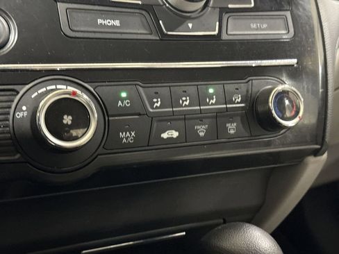 Used 2013 Honda Civic LX image 16