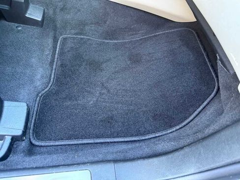 Used 2024 Ford Edge Titanium image 11