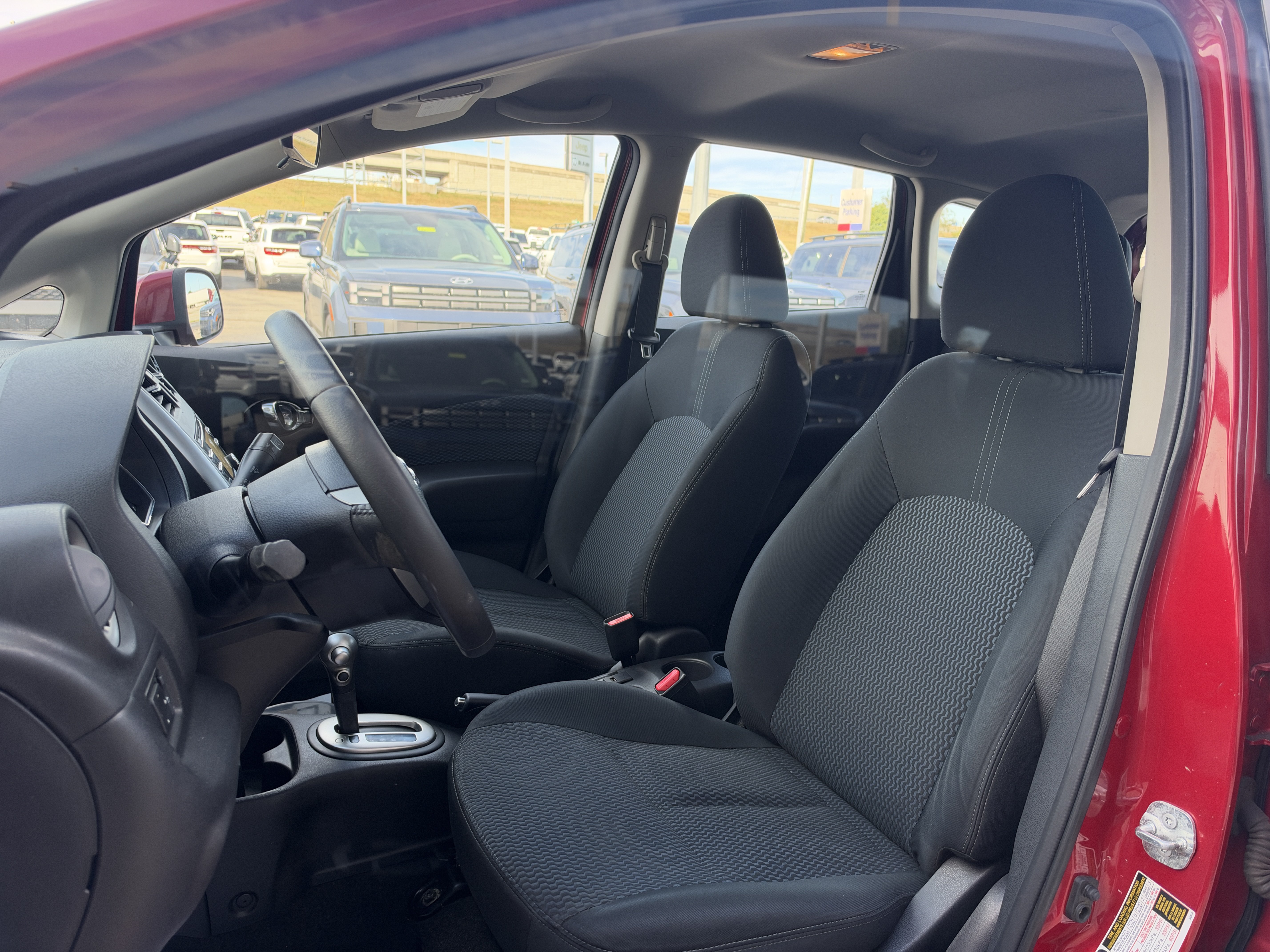 Used 2014 Nissan Versa Note SV w/ Convenience Package FWD image 19