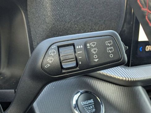 Used 2025 Ford Explorer ST-Line w/ ST-Line Street Pack AWD/4WD image 7