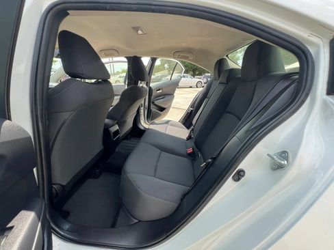 Used 2021 Toyota Corolla LE FWD image 16
