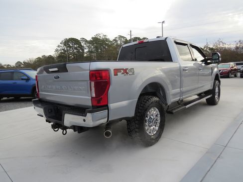 Used 2022 Ford F250 XLT w/ XLT Premium Package image 4