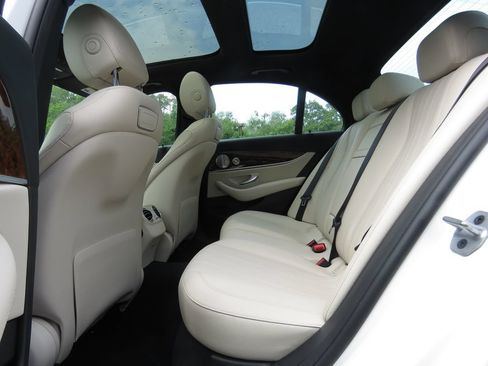 Used 2019 Mercedes-Benz E 450 4MATIC Sedan image 20