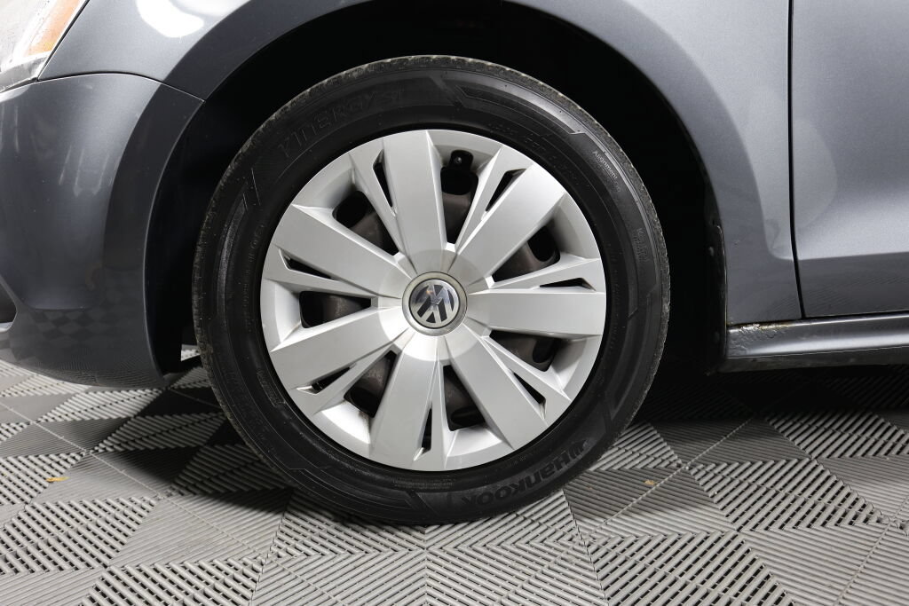Used 2014 Volkswagen Jetta SE FWD image 9