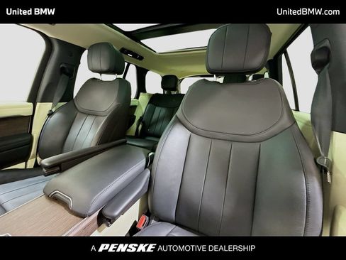 Used 2023 Land Rover Range Rover SE AWD/4WD image 5