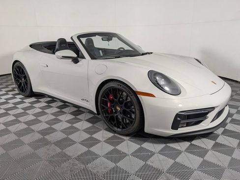 Certified 2022 Porsche 911 Carrera 4 GTS AWD/4WD image 9