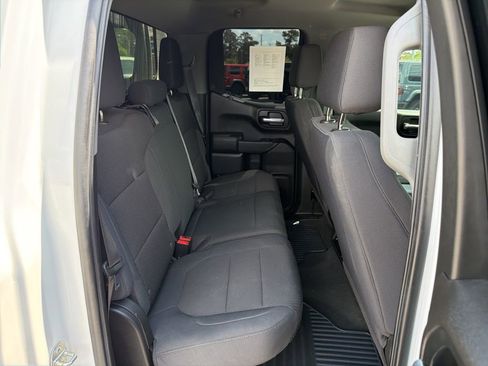 Used 2021 Chevrolet Silverado 1500 Custom RWD image 18
