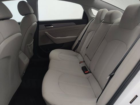 Used 2018 Hyundai Sonata SEL FWD image 18