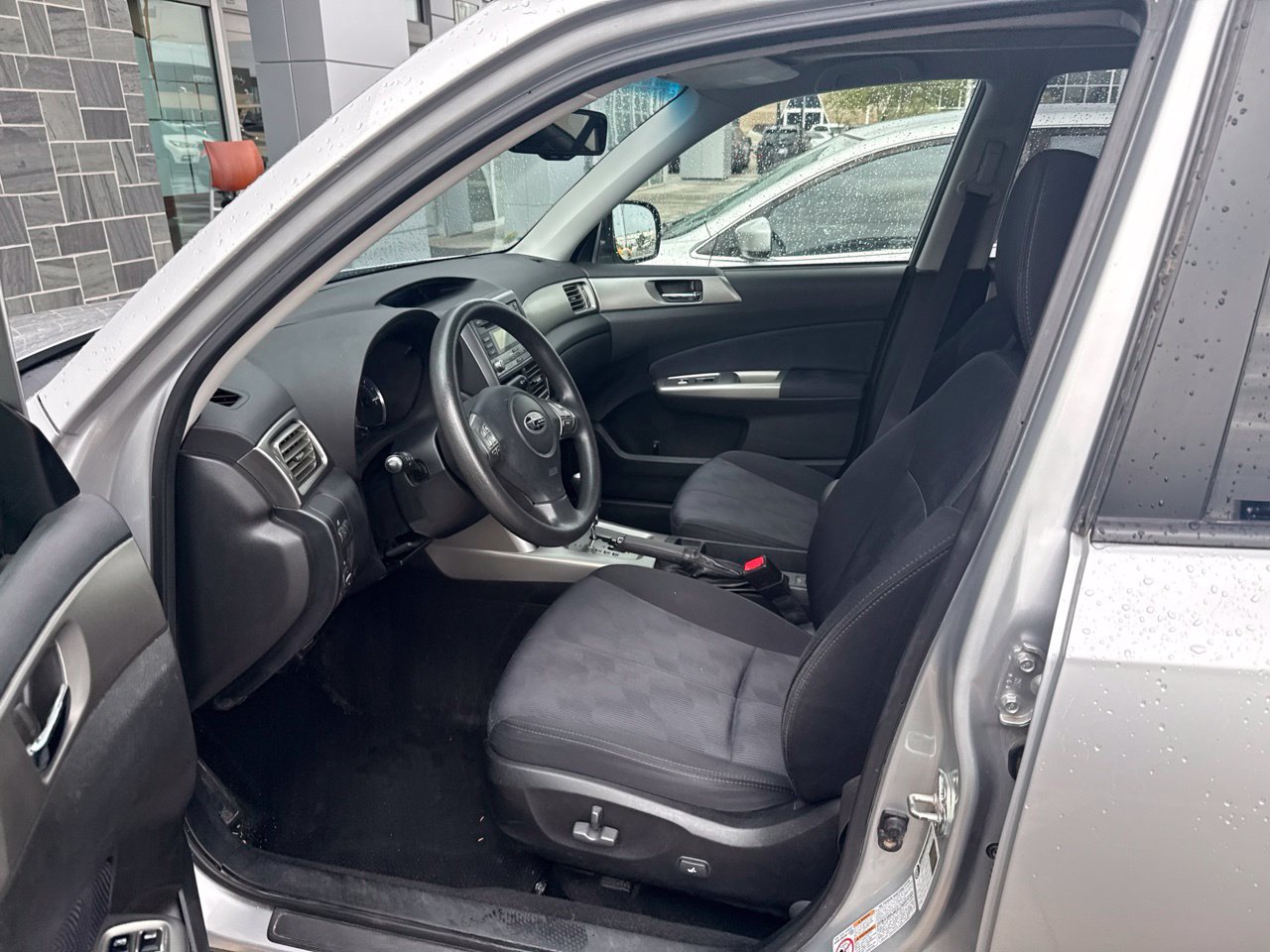 Used 2010 Subaru Forester 2.5X Premium AWD/4WD image 4