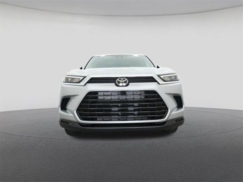 New 2026 Toyota Grand Highlander XLE image 31