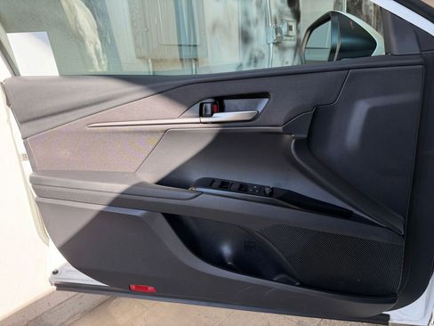 Used 2025 Toyota Camry LE image 20