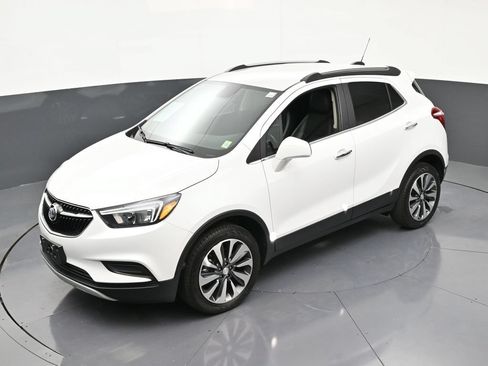 Used 2022 Buick Encore Preferred w/ Safety Package AWD/4WD image 15