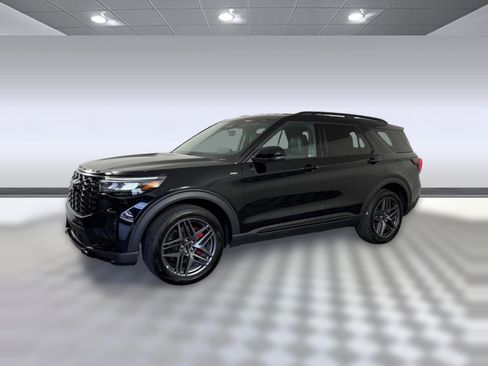 Used 2025 Ford Explorer ST-Line w/ ST-Line Street Pack image 1