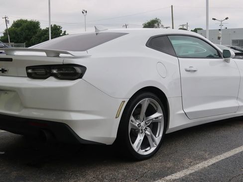 Used 2022 Chevrolet Camaro SS RWD image 14