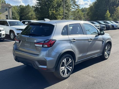 Used 2024 Mitsubishi Outlander Sport SE AWD/4WD image 5