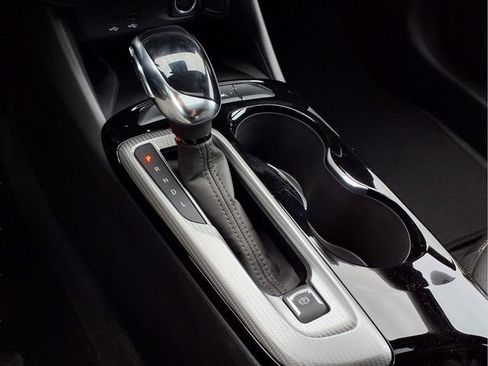 New 2026 Buick Envista Sport Touring FWD image 8