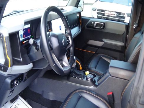 Used 2023 Ford Bronco Badlands AWD/4WD image 14
