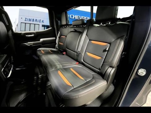 Certified 2021 GMC Sierra 1500 AT4 w/ Off-Road Performance Package image 22