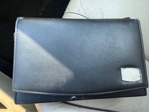 Used 2010 Toyota Venza w/ Premium Pkg #2 image 12