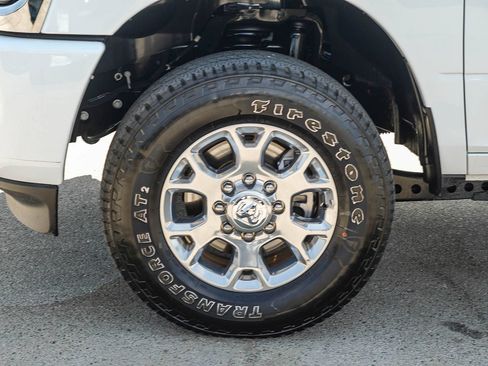 Used 2024 RAM 2500 Laramie w/ Safety Group AWD/4WD image 10