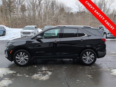 Used 2023 Chevrolet Equinox Premier image 2