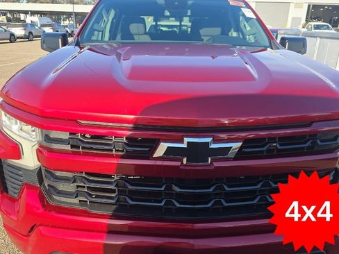 Used 2022 Chevrolet Silverado 1500 RST w/ Convenience Package II AWD/4WD image 6