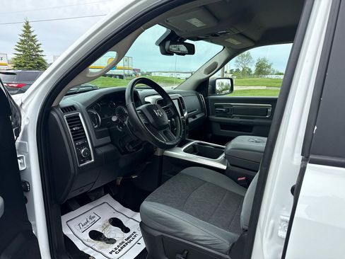 Used 2017 RAM 1500 Big Horn AWD/4WD image 16
