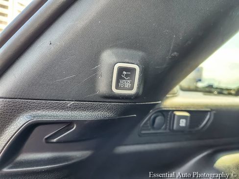 Used 2024 Jeep Grand Cherokee Altitude AWD/4WD image 20