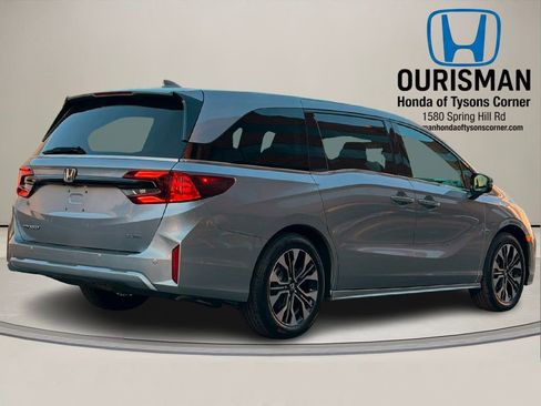 New 2026 Honda Odyssey Elite image 3