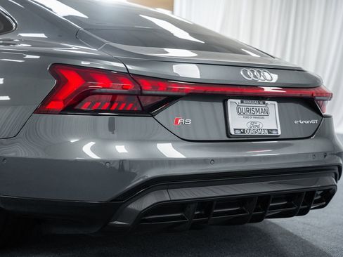 Used 2024 Audi RS e-tron GT Base image 6