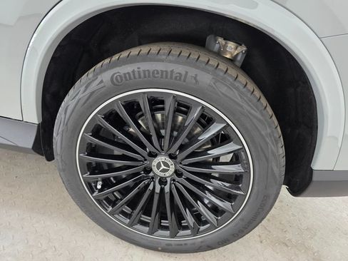 New 2026 Mercedes-Benz GLC 300 image 12