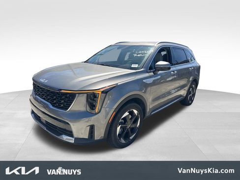Used 2025 Kia Sorento EX AWD/4WD image 1