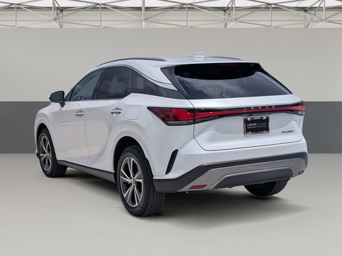 Used 2025 Lexus RX 350 Premium w/ Accessory Package (Z1) FWD image 7