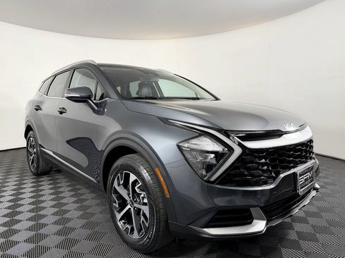 Used 2023 Kia Sportage EX AWD/4WD image 6