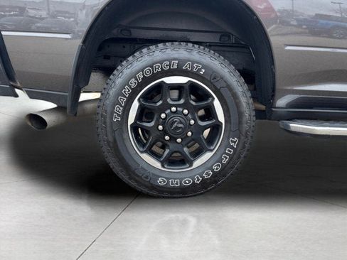 Used 2025 RAM 2500 Laramie w/ Towing Technology Group image 13