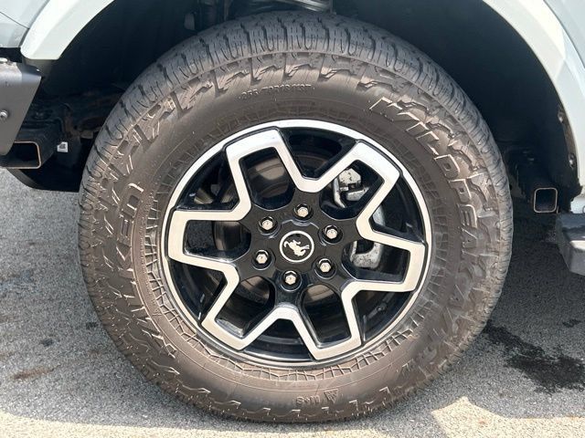 Used 2022 Ford Bronco Outer Banks AWD/4WD image 16