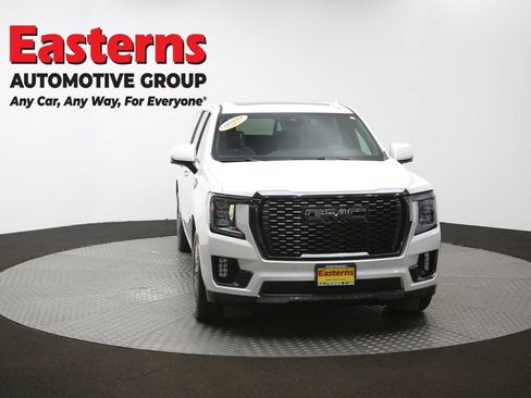 Used 2023 GMC Yukon XL Denali Ultimate w/ LPO, Floor Liner Package AWD/4WD image 60