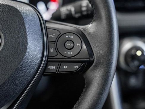 Used 2024 Toyota RAV4 XLE image 25