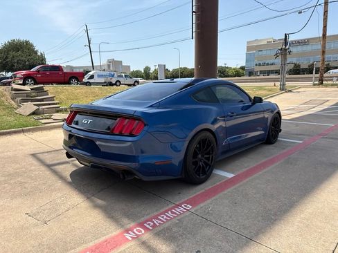 Used 2017 Ford Mustang GT Premium w/ GT Performance Package RWD image 10