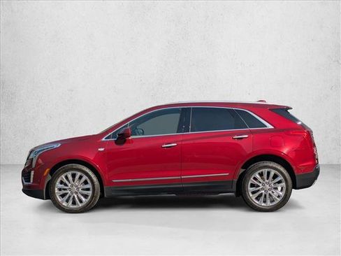 Used 2018 Cadillac XT5 Platinum w/ Driver Assist Package image 9