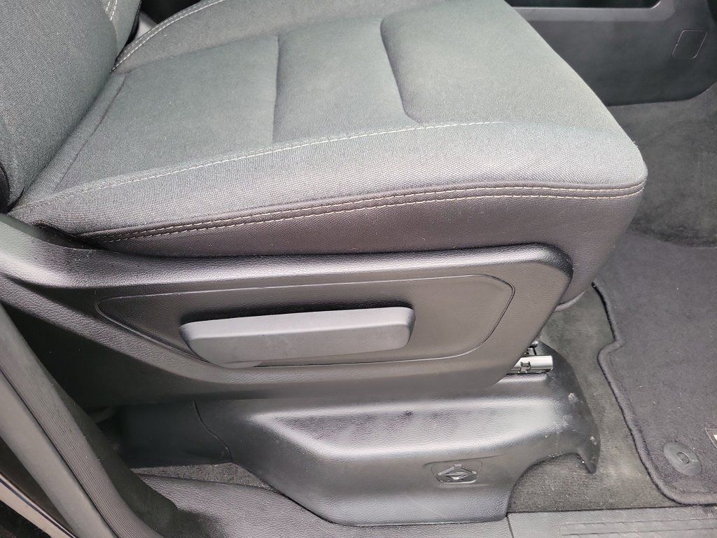 Used 2022 RAM 1500 Big Horn RWD image 35